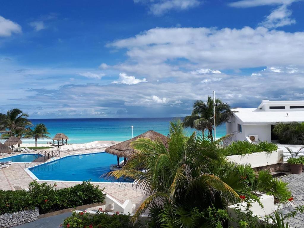 Departamentos Al Lado Del Mar En Zona Hotelera 坎昆 外观 照片