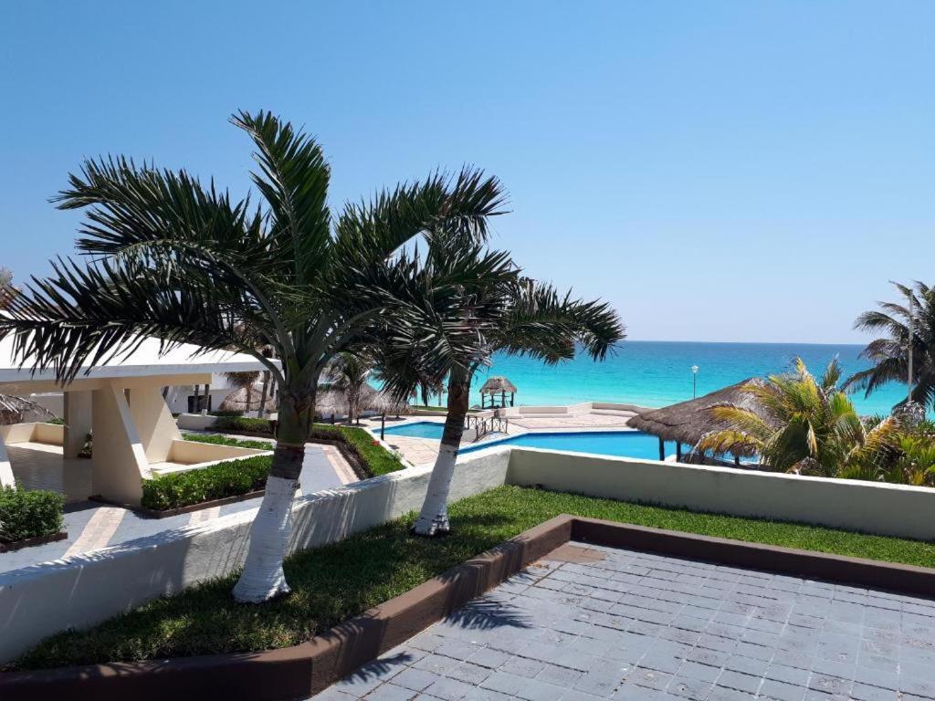 Departamentos Al Lado Del Mar En Zona Hotelera 坎昆 外观 照片