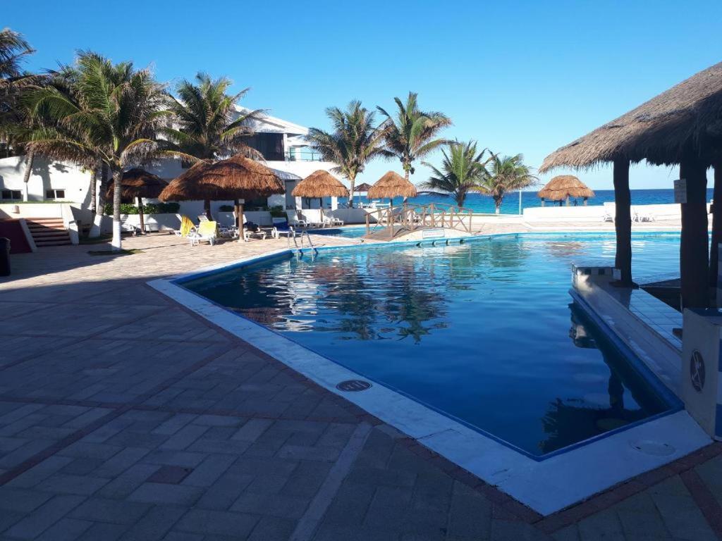 Departamentos Al Lado Del Mar En Zona Hotelera 坎昆 外观 照片
